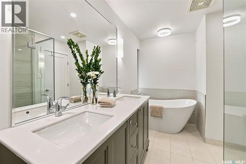 3834 Balfour Place, Saskatoon, SK - Indoor Photo Showing Bathroom