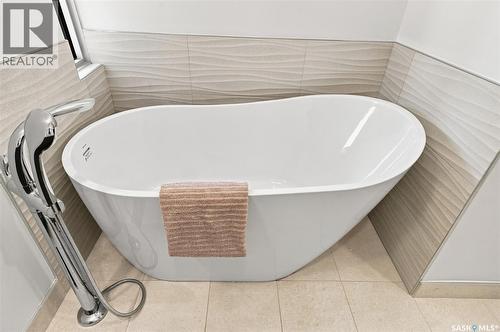3834 Balfour Place, Saskatoon, SK - Indoor Photo Showing Bathroom
