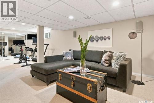 3834 Balfour Place, Saskatoon, SK - Indoor