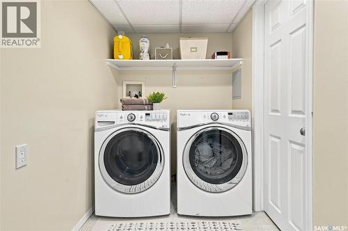 3834 Balfour Place, Saskatoon, SK - Indoor Photo Showing Laundry Room