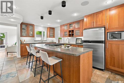 3834 Balfour Place, Saskatoon, SK - Indoor Photo Showing Kitchen