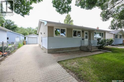 83 Woodward Avenue, Regina, SK - Outdoor