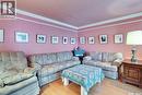 83 Woodward Avenue, Regina, SK  - Indoor Photo Showing Living Room 
