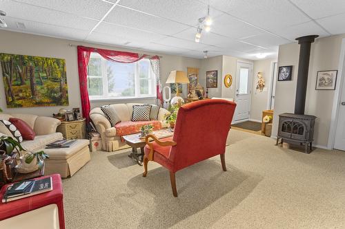 230 22 Avenue, Creston, BC - Indoor