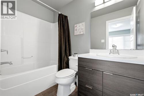 143 1920 7Th Avenue E, Regina, SK - Indoor Photo Showing Bathroom