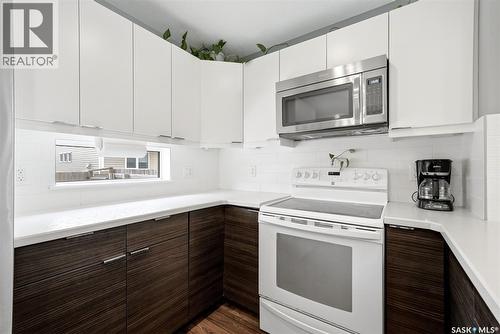 143 1920 7Th Avenue E, Regina, SK - Indoor Photo Showing Kitchen
