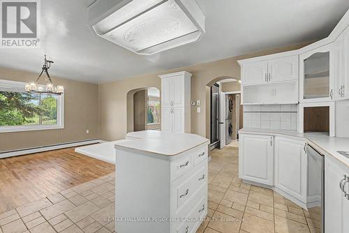 UPPER - 2496 8 LINE , Bradford West Gwillimbury, Ontario L3Z 3P8 5
