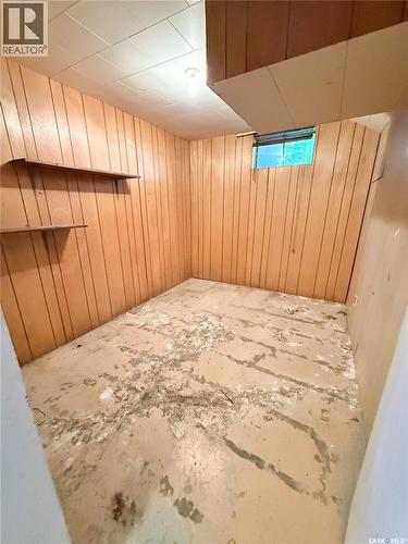 1117 Hartney Avenue, Weyburn, SK - Indoor Photo Showing Other Room