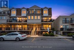 2072 - 3041 FINCH AVENUE W Toronto, ON M9M 0A4