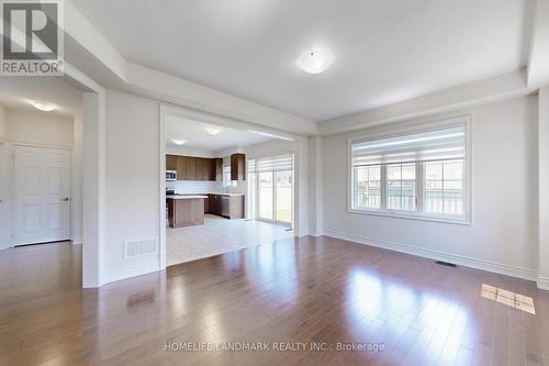 1533 Devine Point, Milton, ON - Indoor