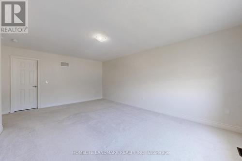 1533 Devine Point, Milton, ON - Indoor Photo Showing Other Room