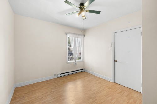 Chambre à coucher - 7629 Rue Broadway, Montréal (Lasalle), QC - Indoor Photo Showing Other Room