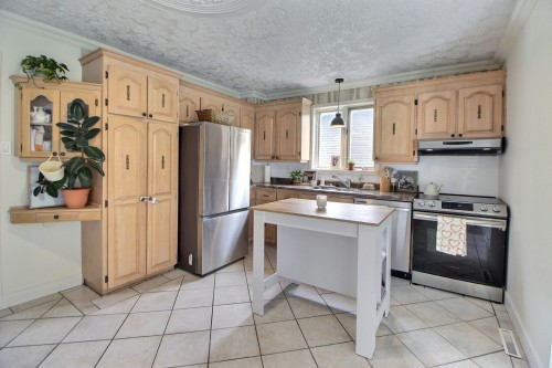 Cuisine - 12 Rue Massicotte, Amos, QC - Indoor Photo Showing Kitchen