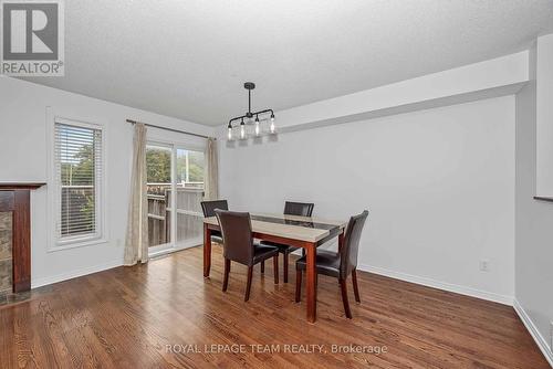 323 Freedom Private, Ottawa, ON - Indoor Photo Showing Dining Room