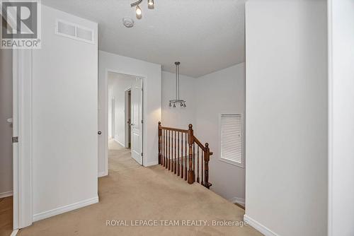 323 Freedom Private, Ottawa, ON - Indoor Photo Showing Other Room
