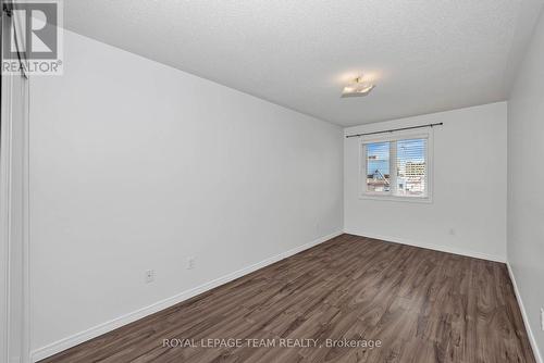 323 Freedom Private, Ottawa, ON - Indoor Photo Showing Other Room