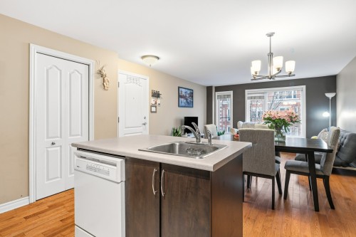 Kitchen - 201-7355 Av. Léonard-De Vinci, Montréal (Villeray/Saint-Michel/Parc-Extension), QC - Indoor