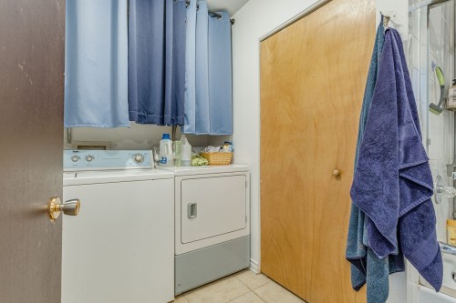 Bathroom - 4021  - 4023 Rue Lesage, Montréal (Verdun/Île-Des-Soeurs), QC - Indoor