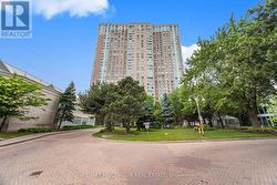1532 - 68 CORPORATE DRIVE Toronto, ON M1H 3H3