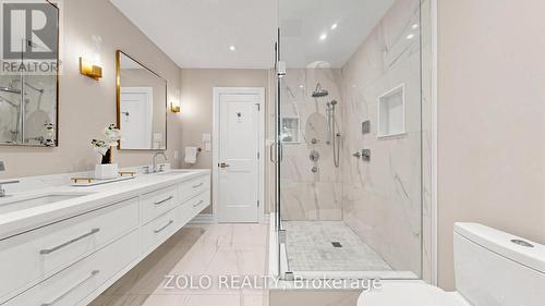 41 Meadowcliffe Drive, Toronto, ON - Indoor Photo Showing Bathroom