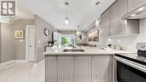 41 Meadowcliffe Drive, Toronto, ON - Indoor Photo Showing Kitchen With Double Sink