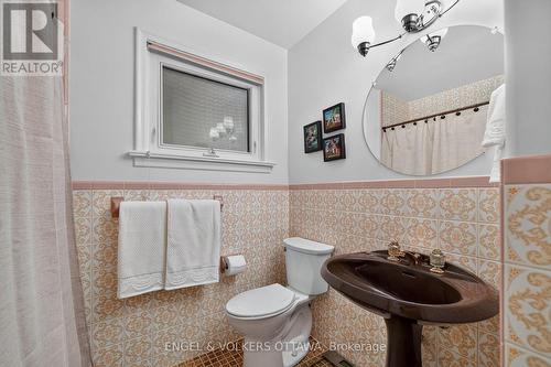 783 Wingate Drive, Ottawa, ON - Indoor Photo Showing Bathroom