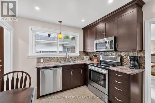 783 Wingate Drive, Ottawa, ON - Indoor Photo Showing Kitchen