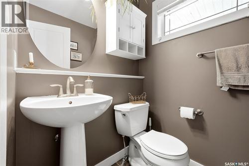 3513 Green Bank Road, Regina, SK - Indoor Photo Showing Bathroom