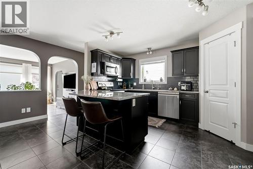 3513 Green Bank Road, Regina, SK - Indoor Photo Showing Kitchen With Upgraded Kitchen