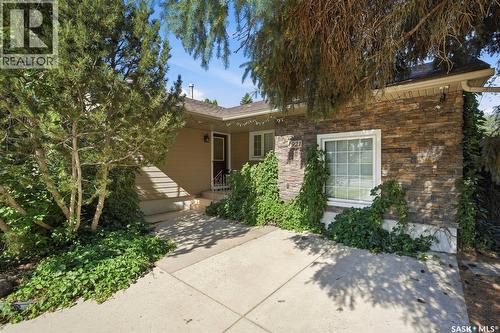 1921 Sommerfeld Avenue, Saskatoon, SK 