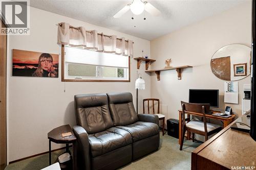 3801 Diefenbaker Drive, Saskatoon, SK 