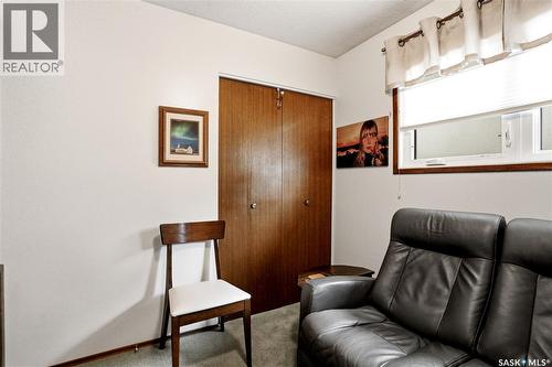 3801 Diefenbaker Drive, Saskatoon, SK 