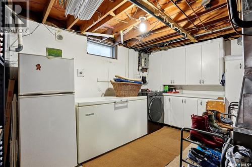 3801 Diefenbaker Drive, Saskatoon, SK - Indoor