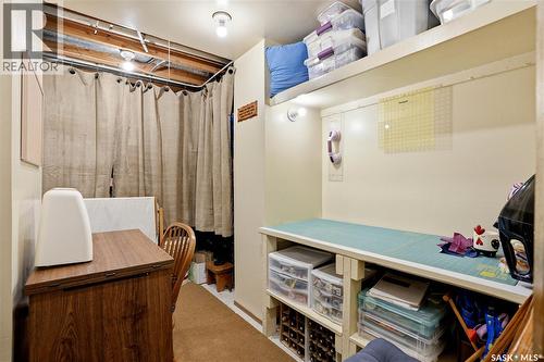 3801 Diefenbaker Drive, Saskatoon, SK - Indoor