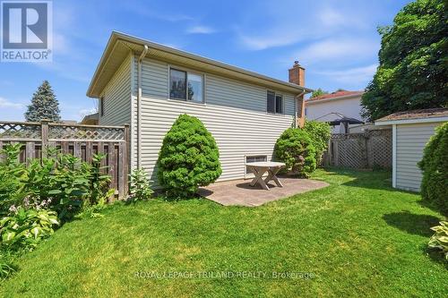 34 Gerald Crescent, London South (South J), ON - Outdoor
