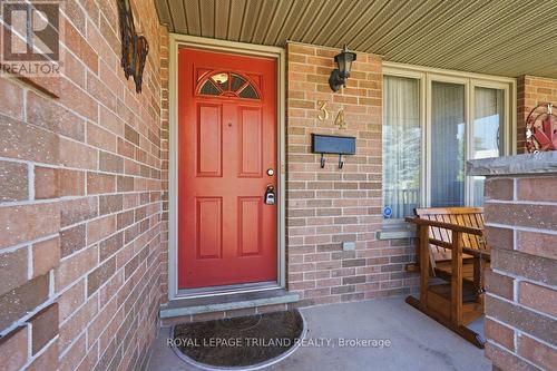 34 Gerald Crescent, London South (South J), ON - Outdoor With Exterior