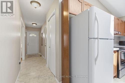 34 Gerald Crescent, London South (South J), ON - Indoor