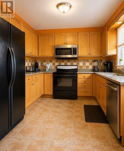 Upper Level - 59 Nicklaus Drive, Barrie, ON - Indoor Photo Showing Kitchen