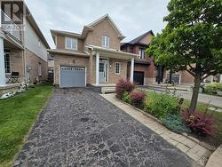28 TIDEMORE HEIGHTS Hamilton, ON L8E 0B7