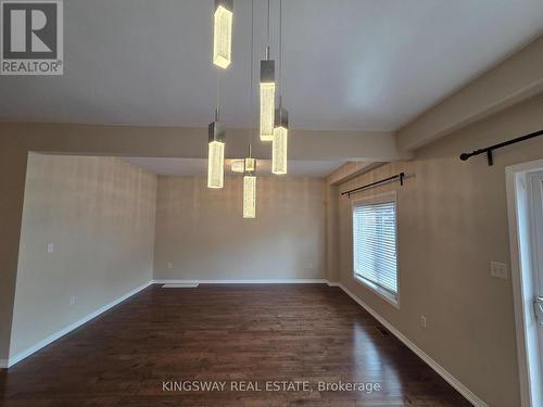28 Tidemore Heights, Hamilton, ON - Indoor Photo Showing Other Room