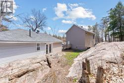 Beautiful MuskokaRock Behind 2nd Bungalow & Duplex - 