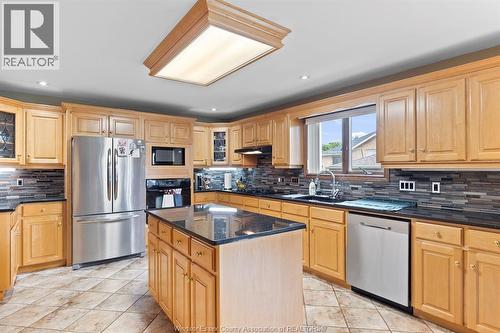 2648 Fleming, Windsor, ON - Indoor Photo Showing Kitchen