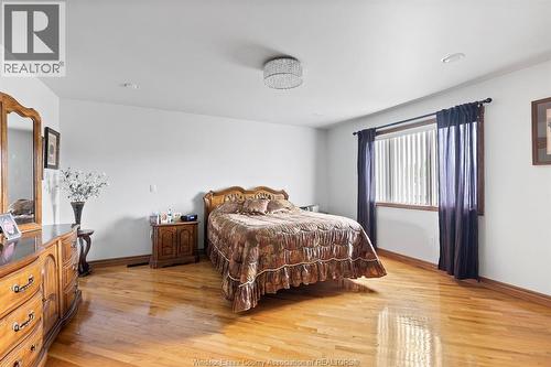 2648 Fleming, Windsor, ON - Indoor Photo Showing Bedroom