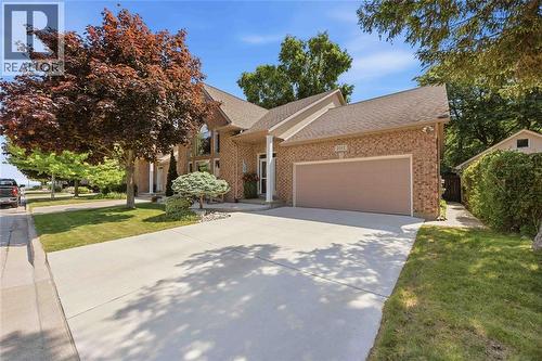 2012 THELMA AVENUE  Sarnia, ON N0N 1C0