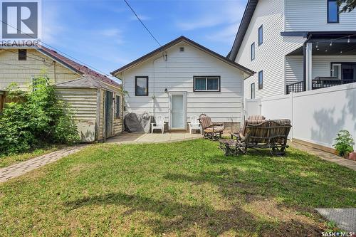 2209 Queen Street, Regina, SK - Outdoor
