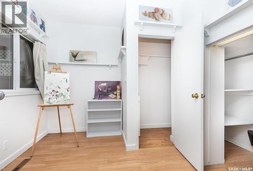 929 9Th Avenue N, Saskatoon, SK - Indoor