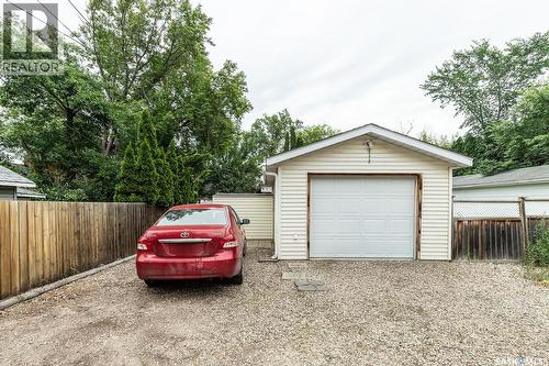 929 9Th Avenue N, Saskatoon, SK - Outdoor With Exterior