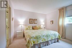 Primary Bedroom with W/I closet and ensuite bath - 