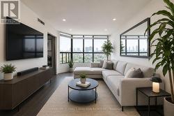 502 - 25 AGNES STREET  Mississauga, ON L5B 3X7