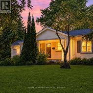 1273 CLARKSON ROAD N  Mississauga, ON L5J 2W4